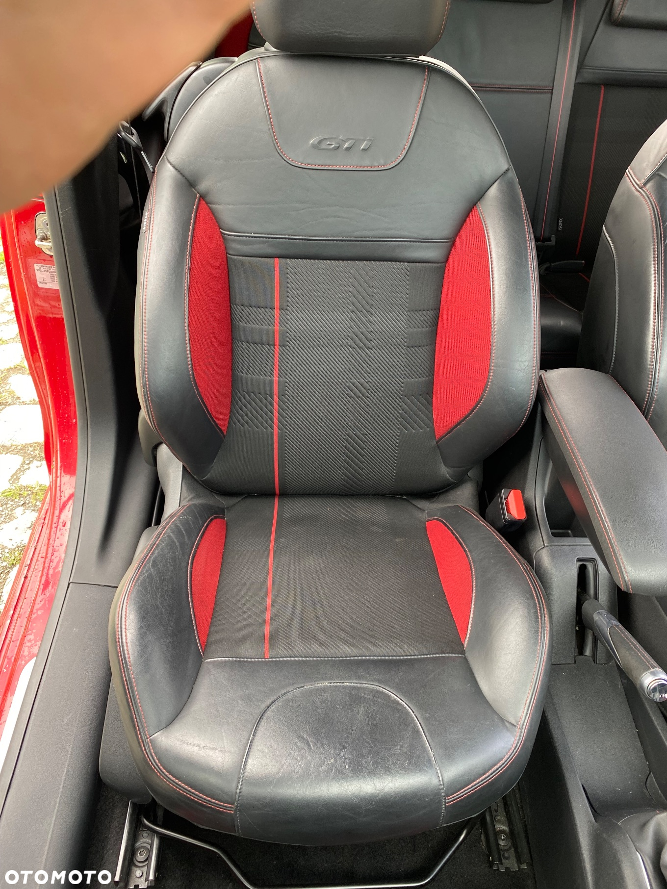 Peugeot 208 1.6 THP GTi - 8