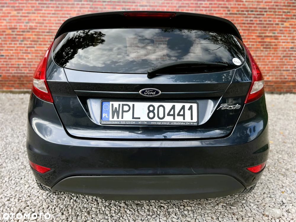 Ford Fiesta - 28