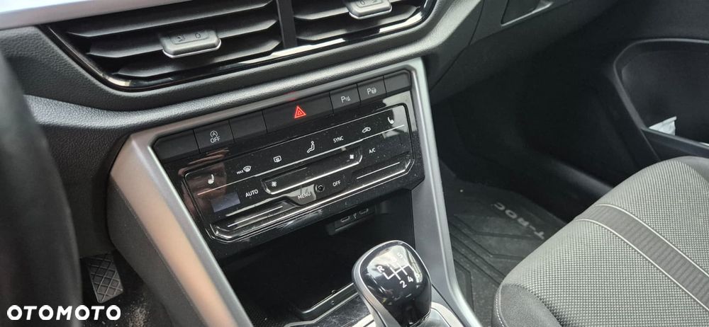 Volkswagen T-Roc 1.0 TSI OPF Style - 12