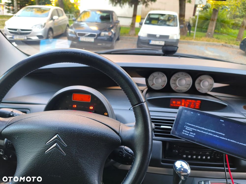 Citroën C8 HDi 165 Exclusive - 12