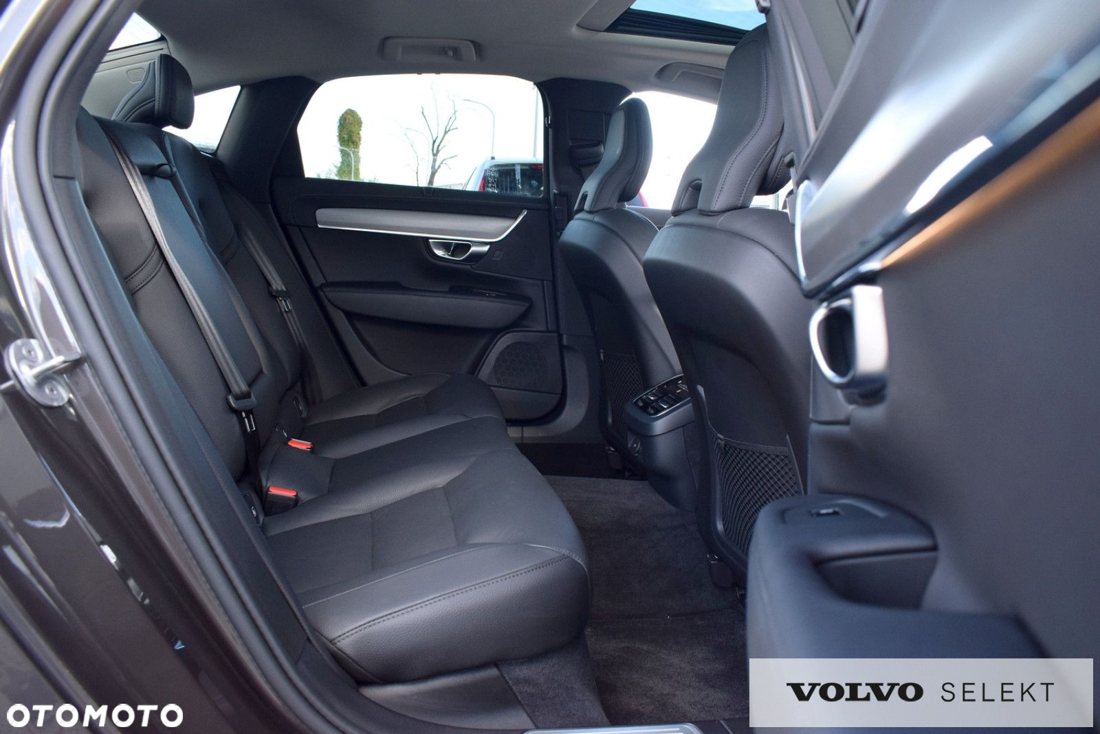 Volvo S90 - 23