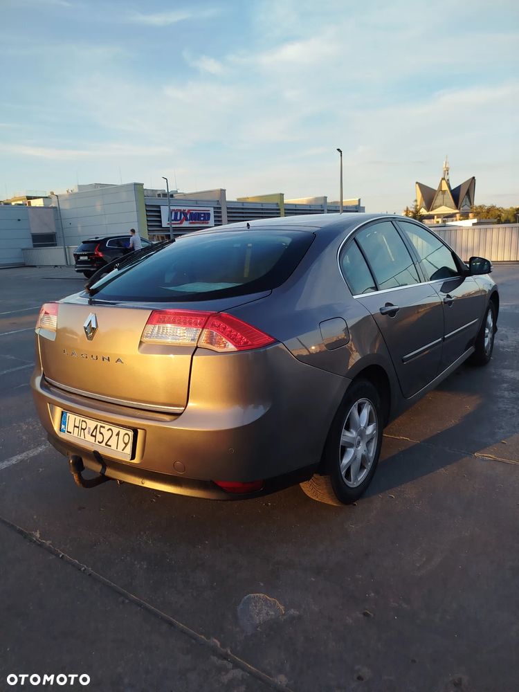 Renault Laguna 2.0 DCi Authentique - 9