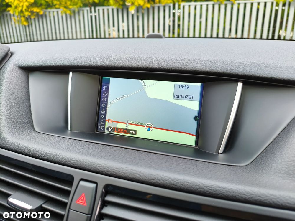 BMW X1 sDrive18d xLine - 10