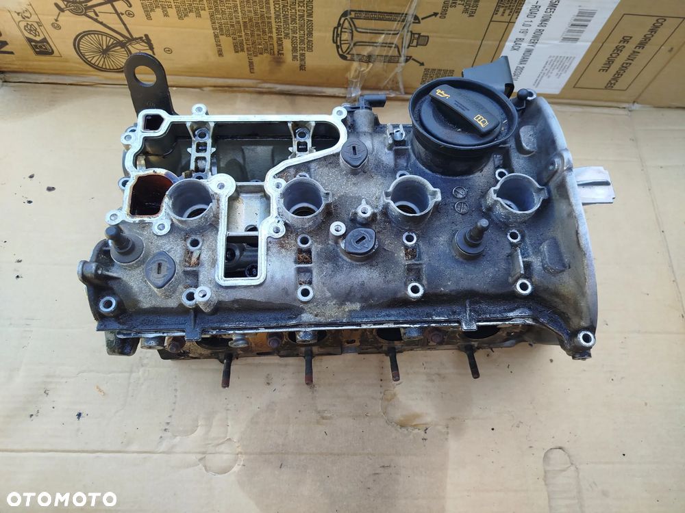 Audi A4 B8 1.8  2.0  TFSI głowica silnika po rozrządzie 06H103475G - 1