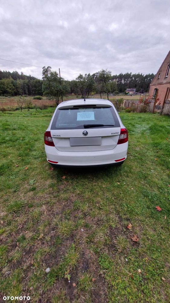 Skoda RAPID - 11