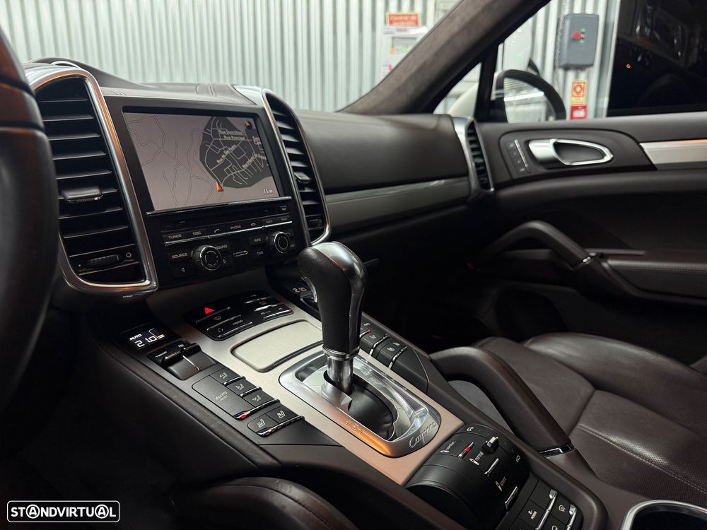 Porsche Cayenne S - 18