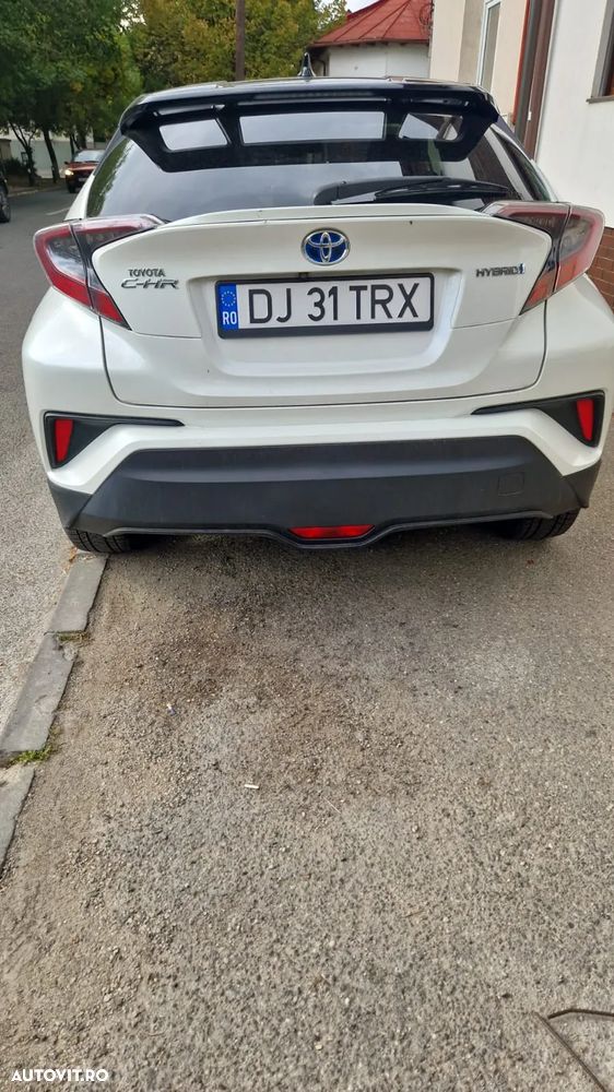 Toyota C-HR 1.8 HSD 4x2 CVT C-ult LED - 4