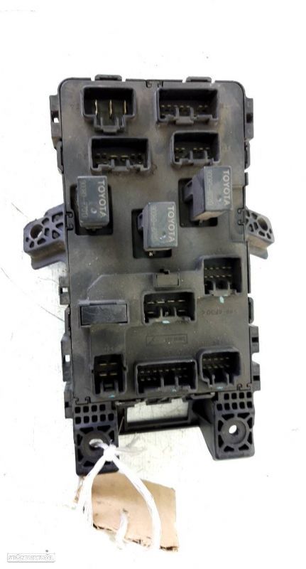 Caixa Fusiveis Toyota Avensis Liftback (_T22_) - 1