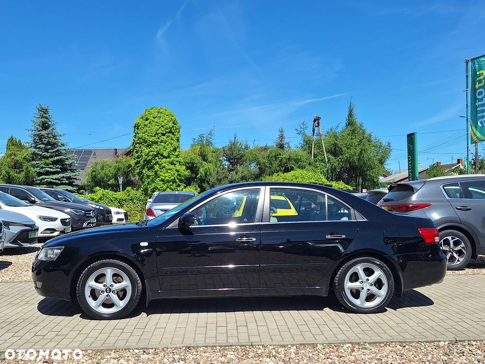 Hyundai Sonata 3.3 V6 GLS Prestige - 3