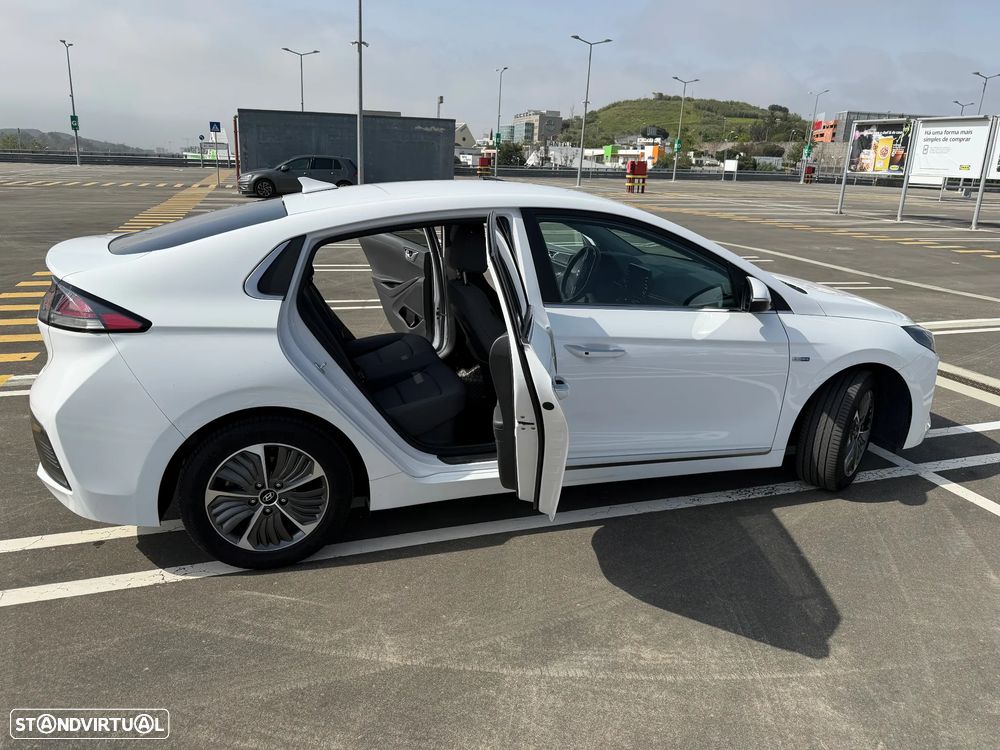 Hyundai Ioniq 1.6 GDI PHEV Tech - 7