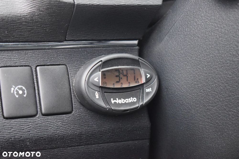 Toyota Avensis 2.2 D-CAT Executive - 15