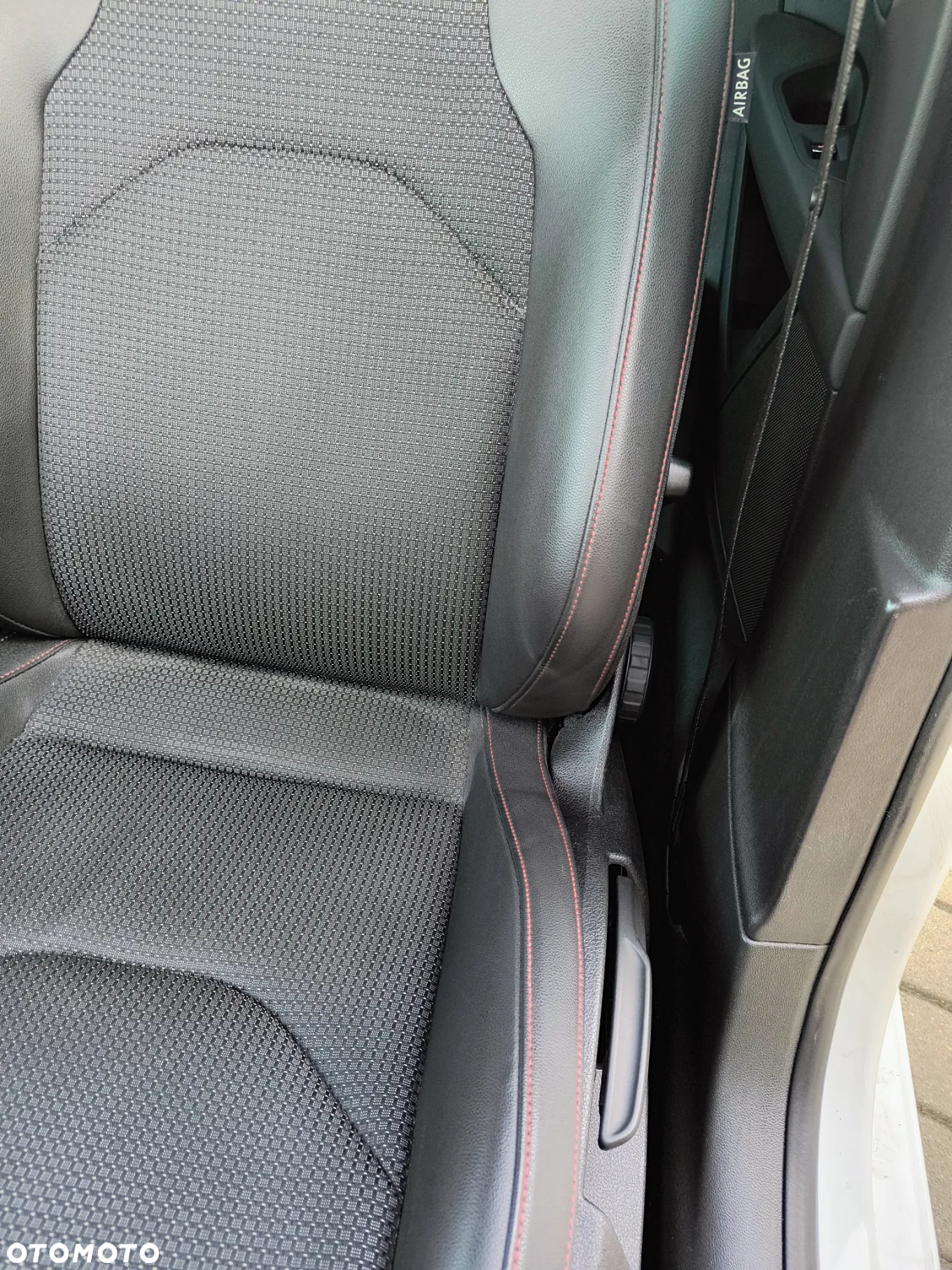 Seat Leon 2.0 TDI DPF DSG FR - 18