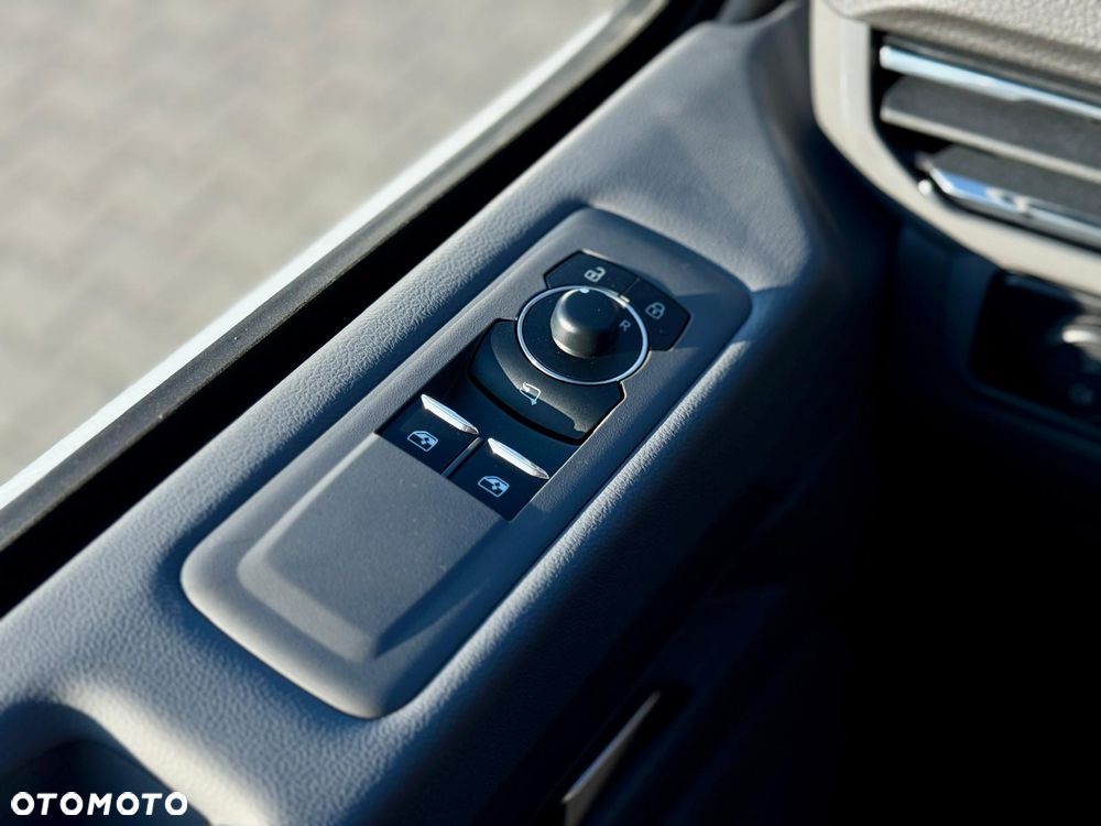 Volkswagen Caravelle 2.0 TDI L2 Edition - 25