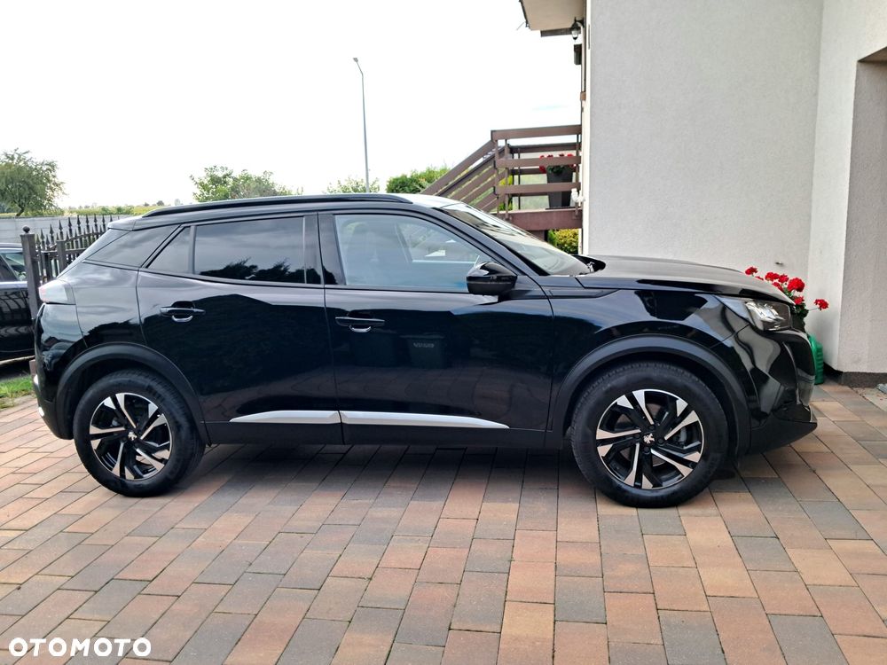 Peugeot 2008 BlueHDi 130 EAT8 Active - 11