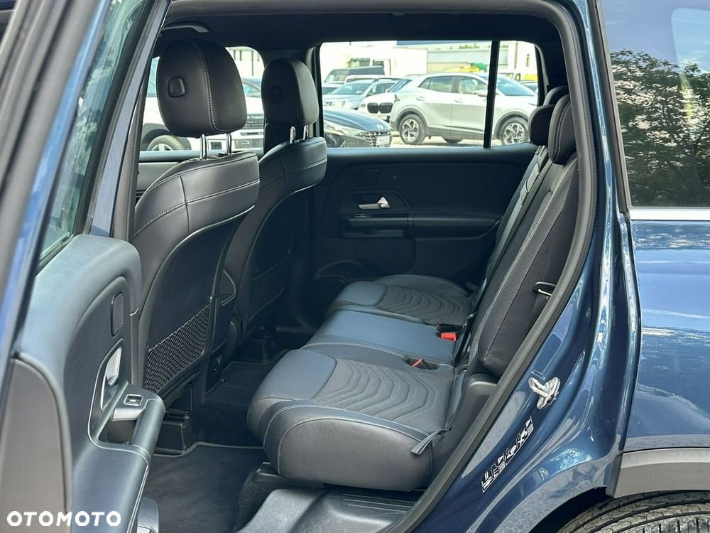 Mercedes-Benz GLB 200 7G-DCT - 20