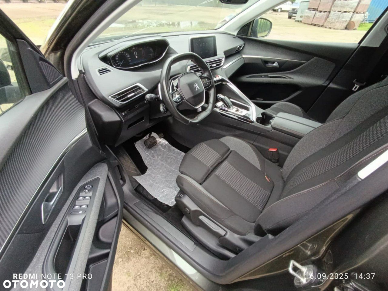 Peugeot 5008 - 15