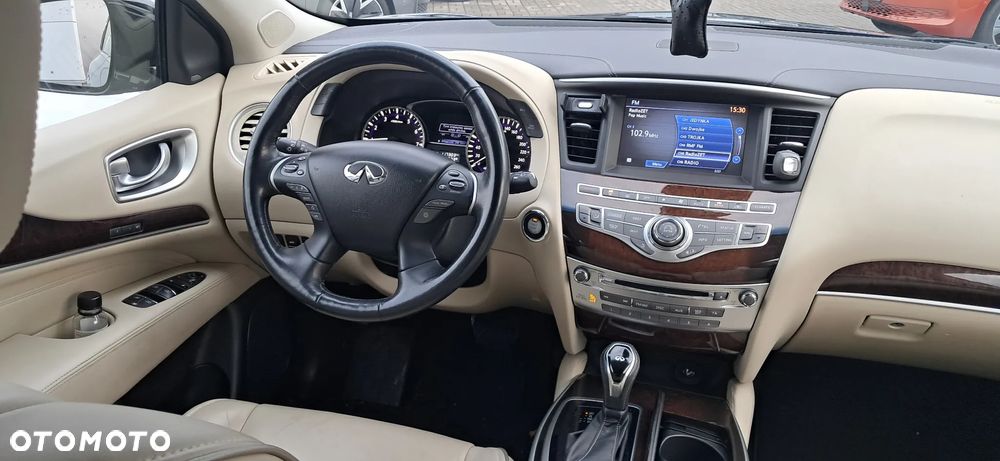Infiniti QX60 - 11