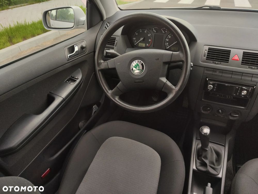 Skoda Fabia 1.4 16V Classic - 23