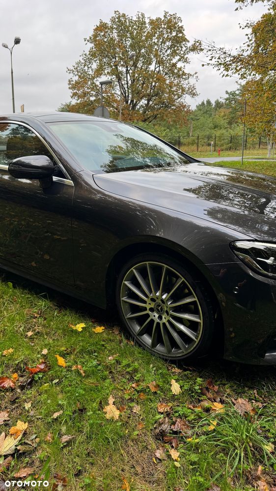 Mercedes-Benz Klasa E 220 d 4-Matic Avantgarde - 36