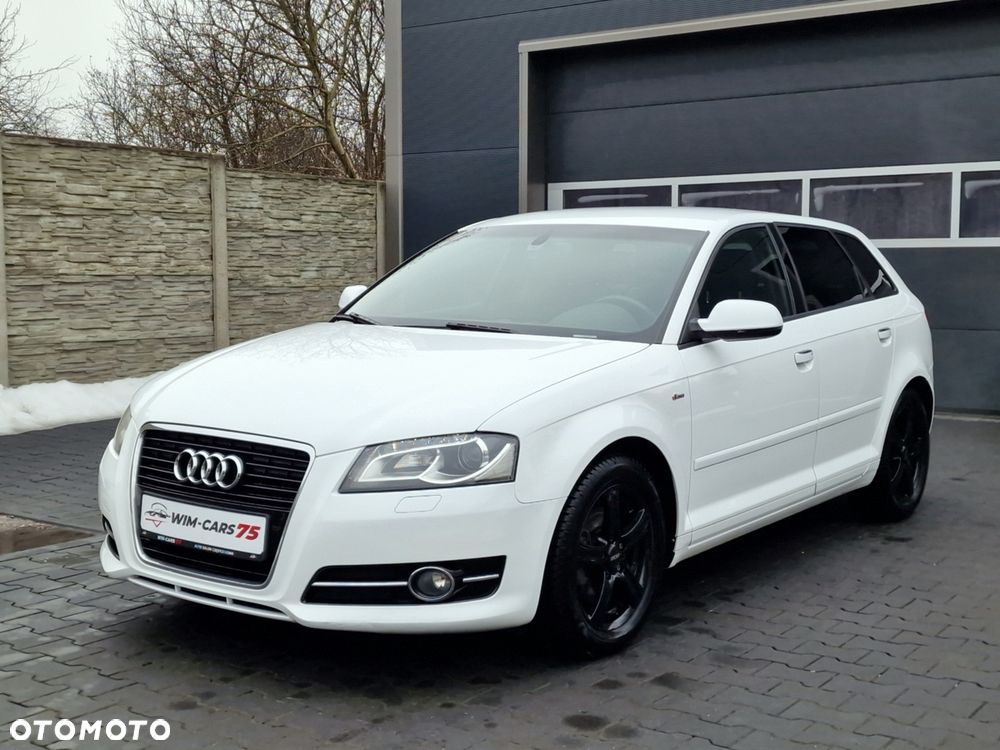 Audi A3 Sportback 2.0 TDI DPF S line Sportpaket - 4