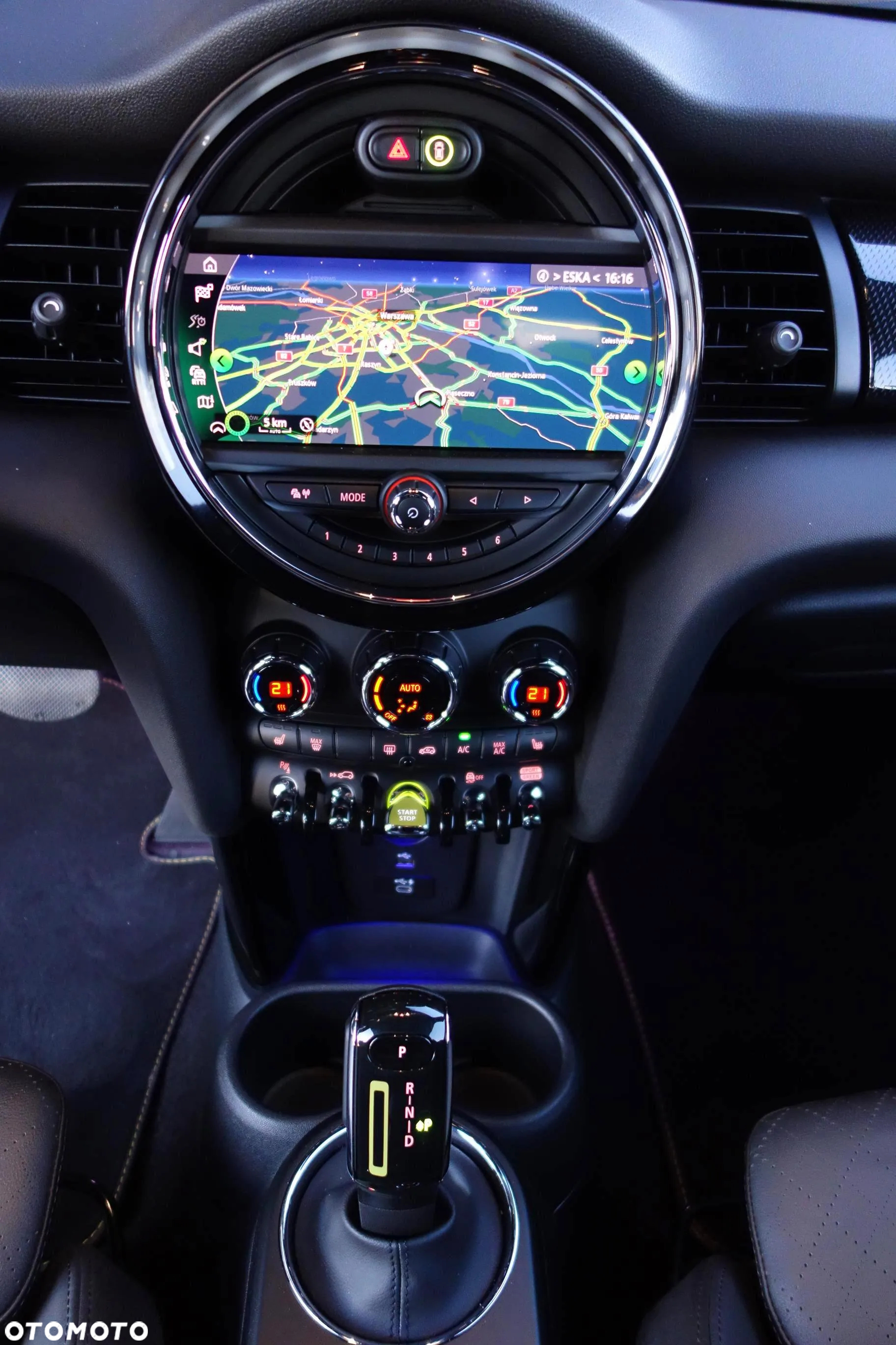 MINI Cooper John SE - 18