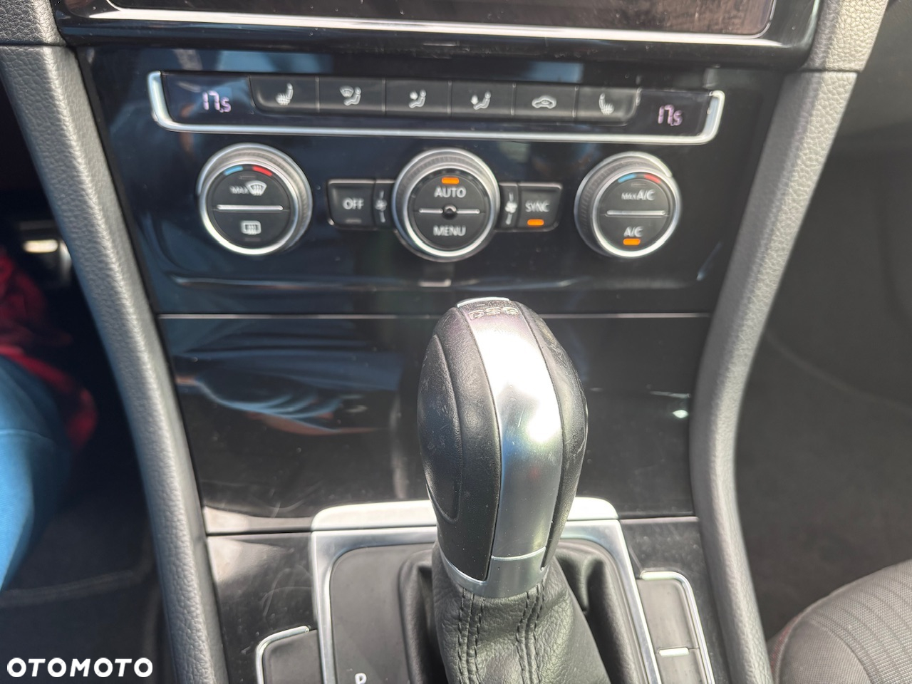 Volkswagen Golf 2.0 TDI DSG Sound - 20