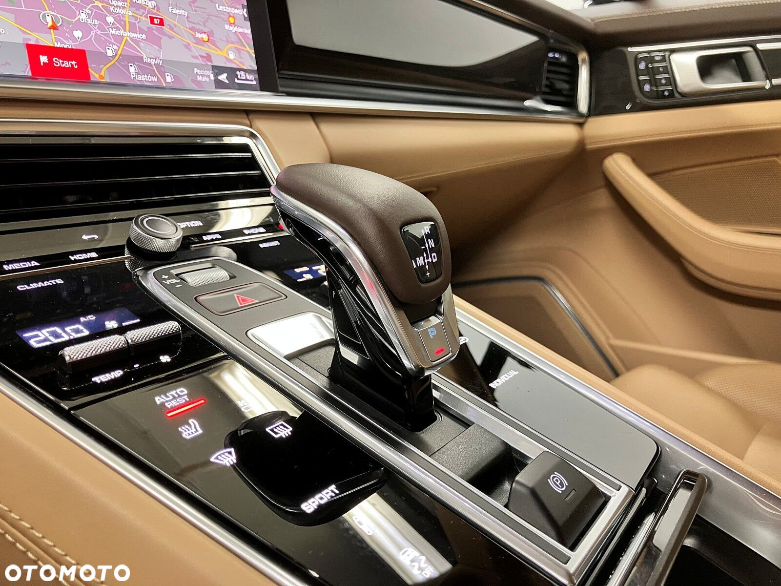 Porsche Panamera - 35