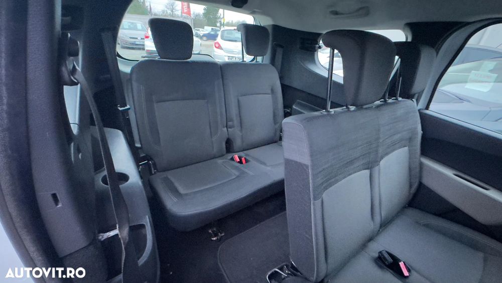 Dacia Lodgy 1.2 TCe 115 CP Laureate - 11