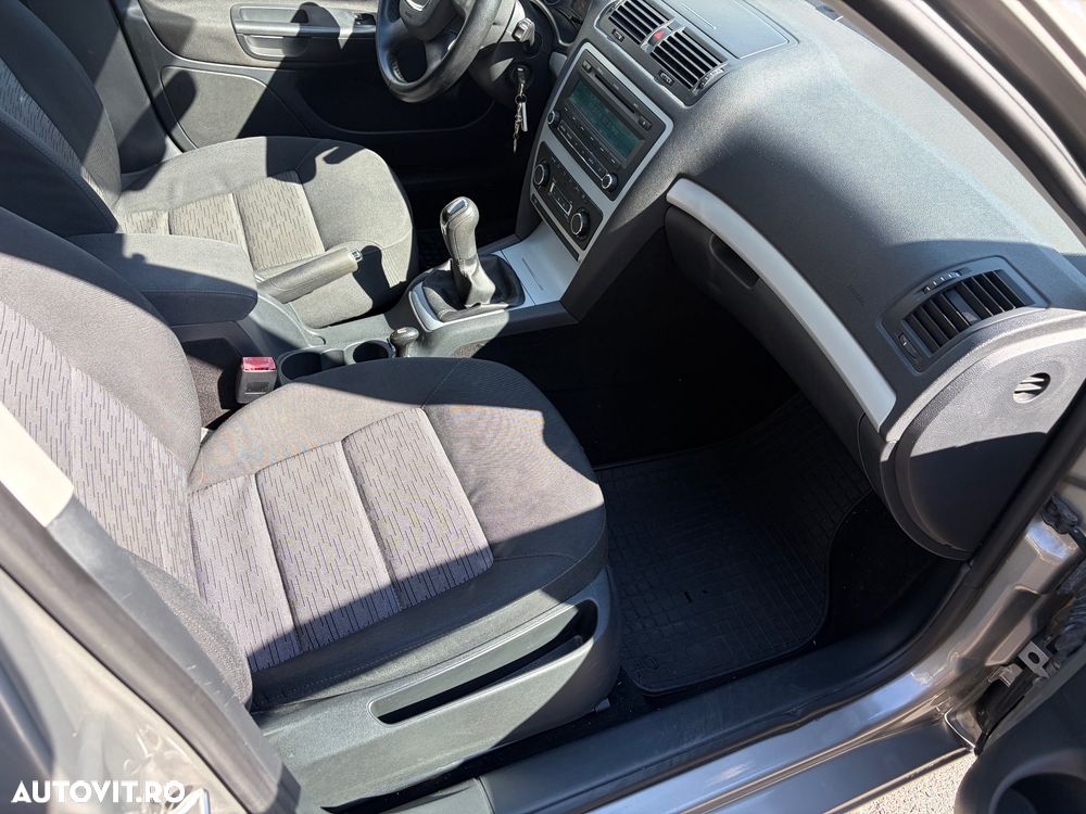 Skoda Octavia 1.6 Trend - 5