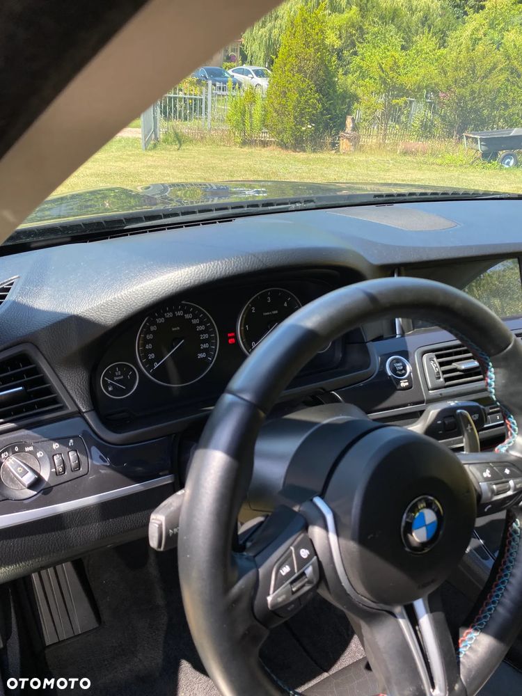 BMW Seria 5 520d - 5