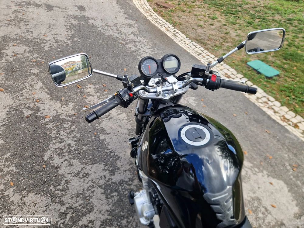 Suzuki GSF 650 Bandit  Possível Financiamento - 13