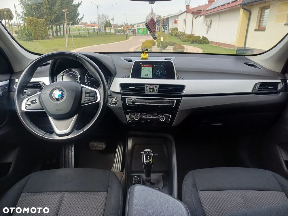 BMW X1 sDrive18i - 13