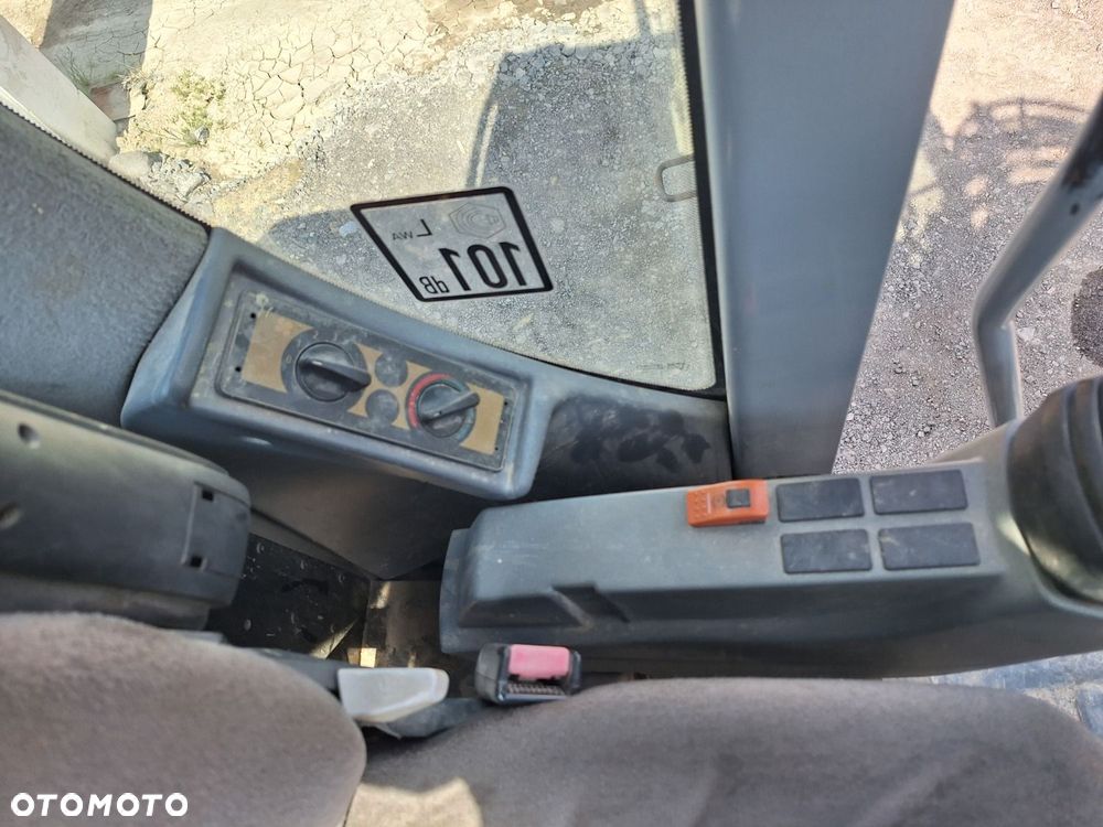 New Holland We 150C 4X4 - 23