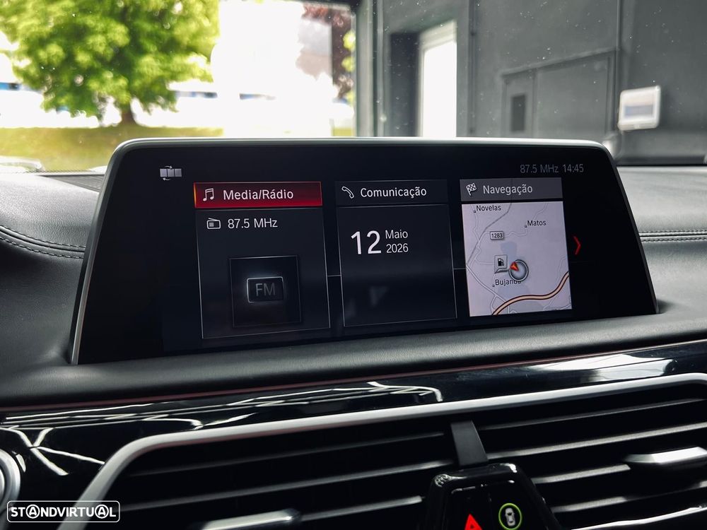 BMW 740 d xDrive Pack M - 22