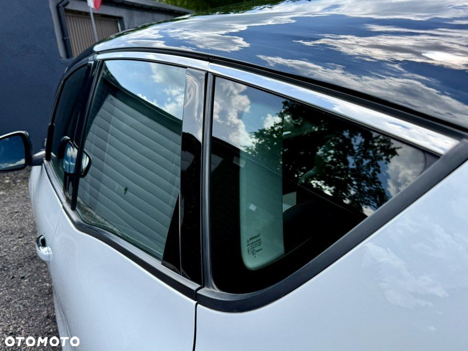 Renault Scenic Energy TCe 130 S&S Bose Edition - 12