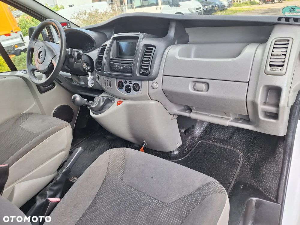 Opel Vivaro - 7