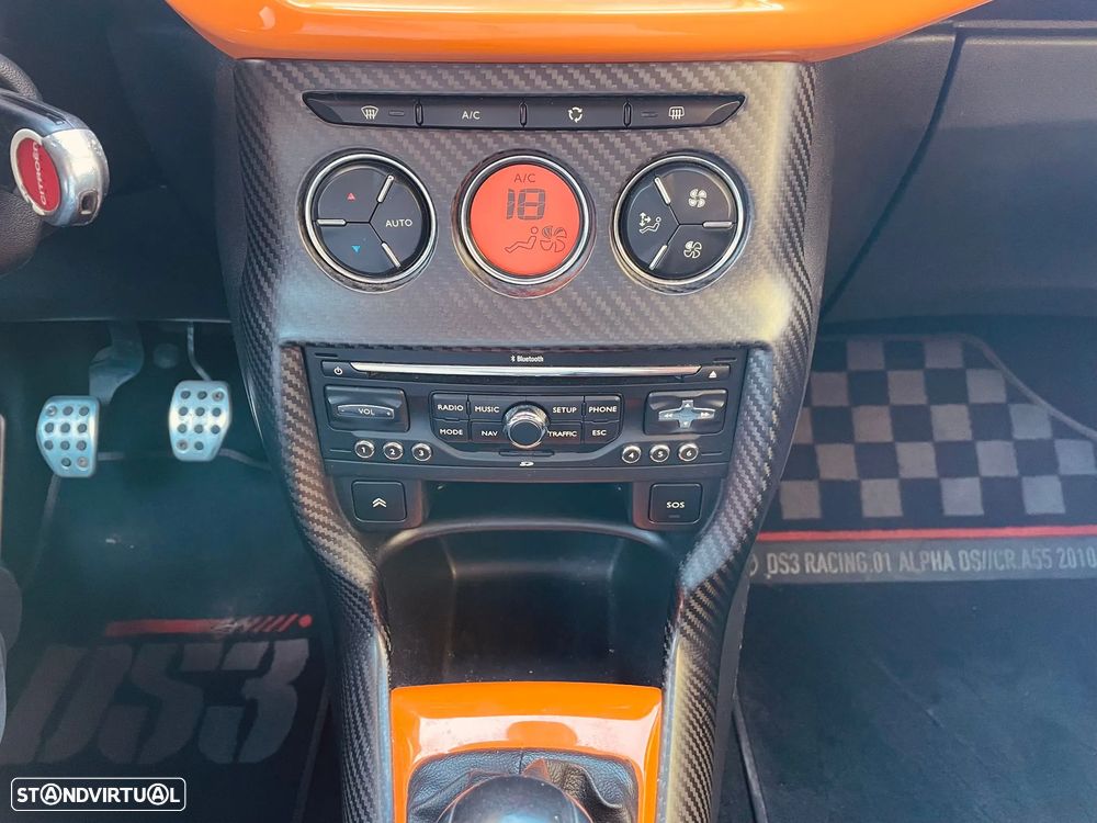 Citroën DS3 1.6 THP Racing - 12