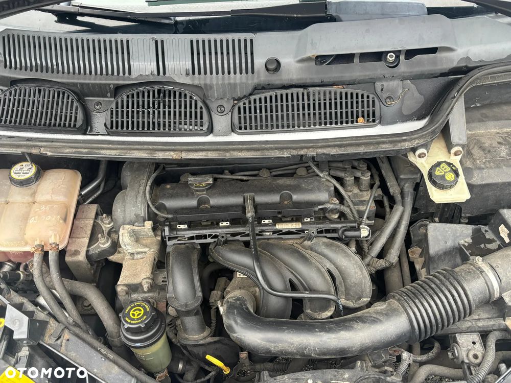 Ford Focus C-Max 1.6 Trend - 9
