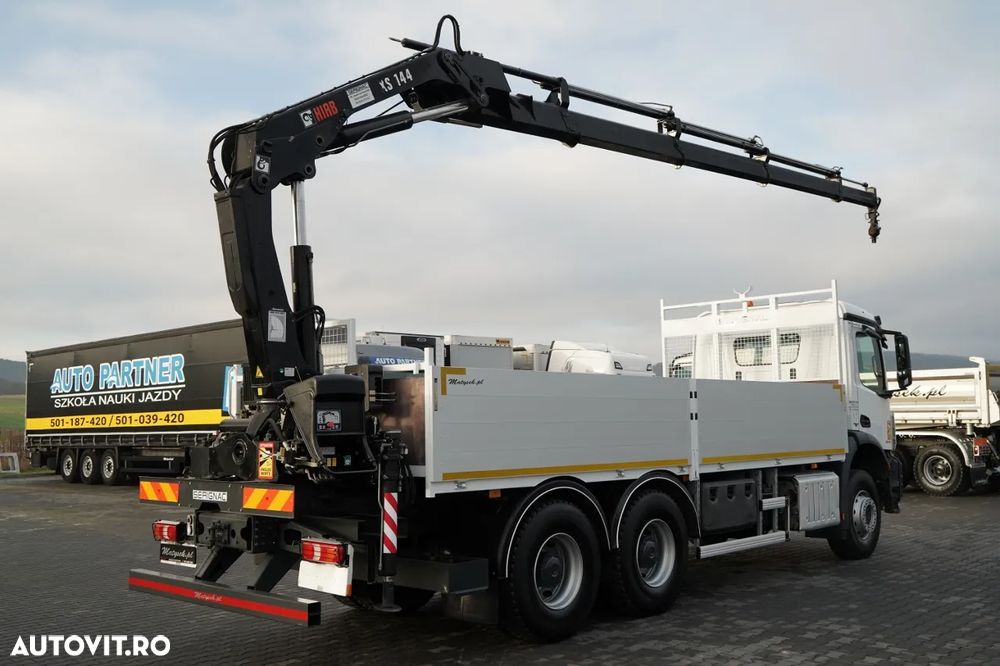 Mercedes-Benz AROCS 2640 / 6x4 / LIVRARE - 6,5 M / HIAB 144 HDS / Extensie: 12,5 M / EURO 6 / RADIOCOMANDĂ / ROTATOARE / - 4