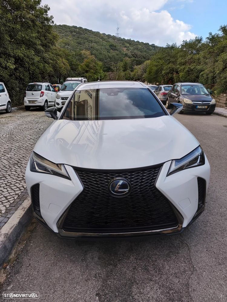 Lexus UX 250h F Sport - 1