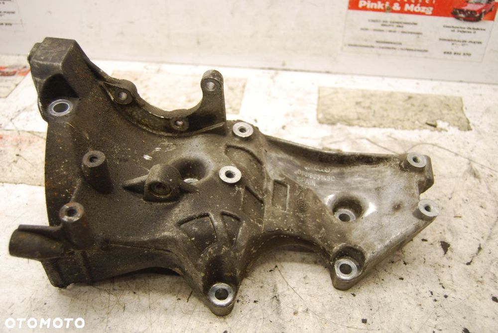 ŁAPA ALTERNATORA WSPORNIK 06D903143C AUDI A4 B6 B7 1.8 TURBO 2.0 FSI