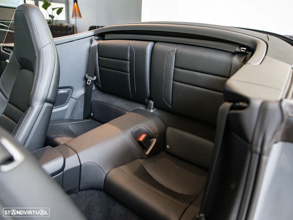 Porsche 911 (992) Carrera Cabriolet PDK - 45