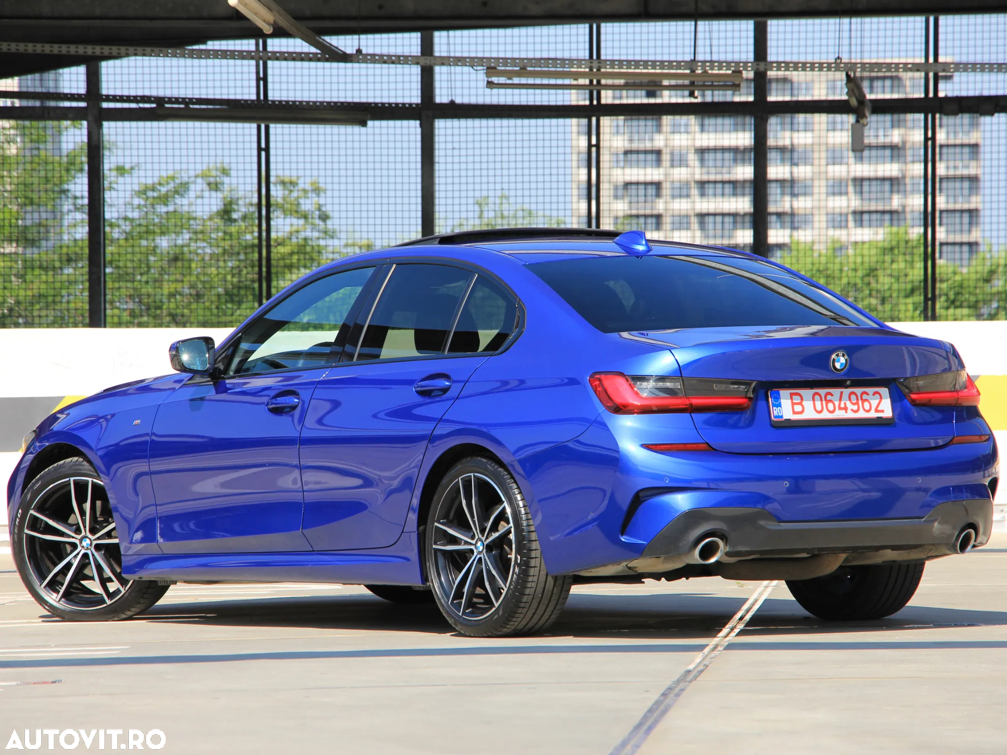 BMW Seria 3 320d xDrive AT M Sport - 3