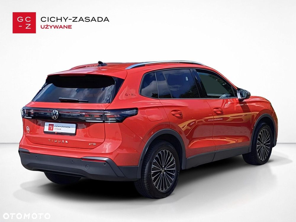 Volkswagen Tiguan - 5