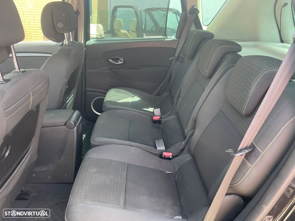 Renault Scénic 1.5 dCi Dynamique S - 7