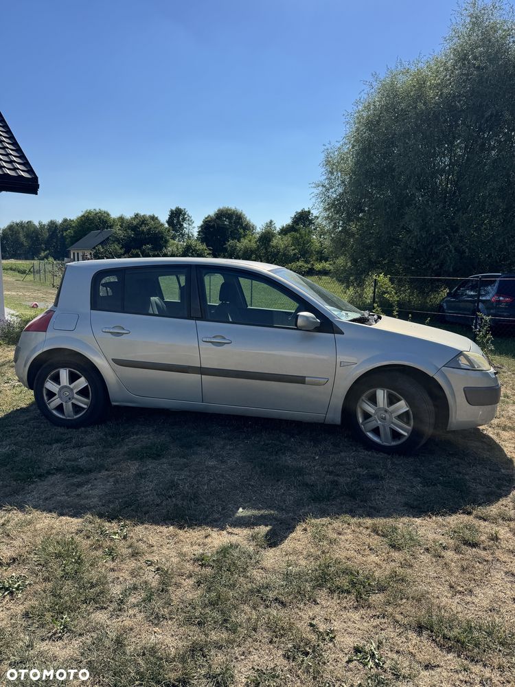 Renault Megane - 2