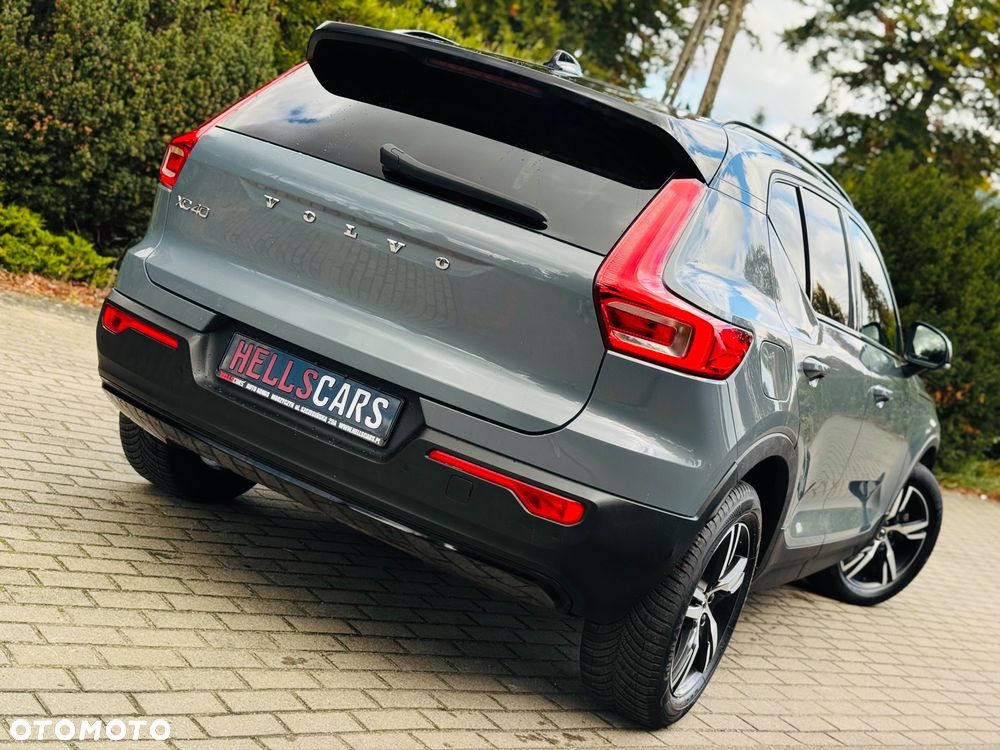 Volvo XC 40 B4 B R-Design - 19