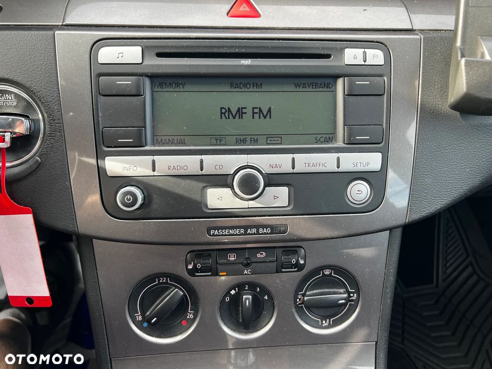 Volkswagen Passat 1.9 TDI DPF Comfortline - 16