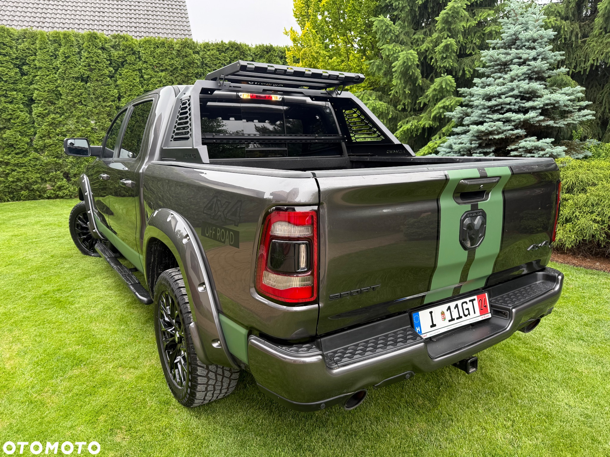 RAM 1500 Crew Cab Longbed Laramie - 10