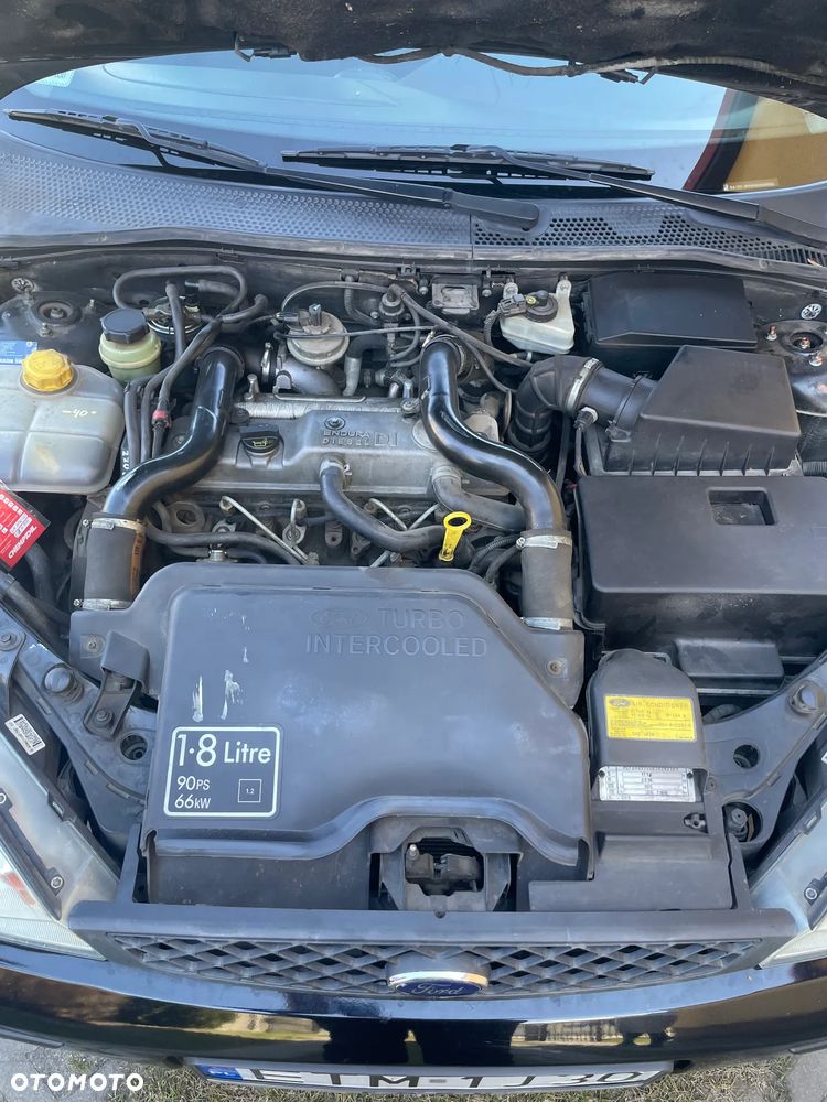 Ford Focus 1.8 TDDi Trend - 4